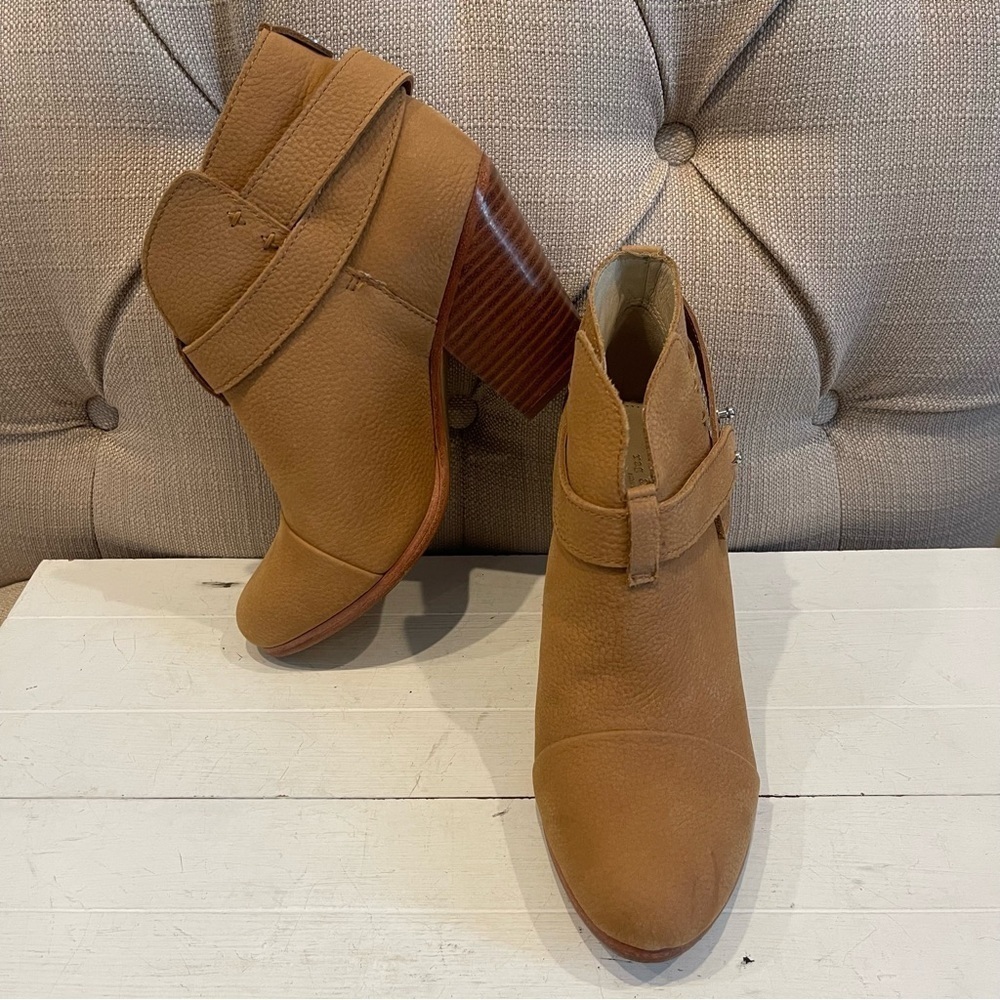 Rag & BONE Ankle Booties Boots Size 6.5 Beige HARROW Leather Belted.